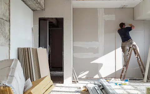 Chantier de rénovation complète - gros œuvre et second œuvre en cours
